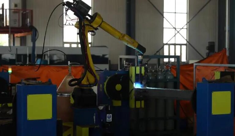 EACHAN Group Excavator Production Line Fully Upgraded